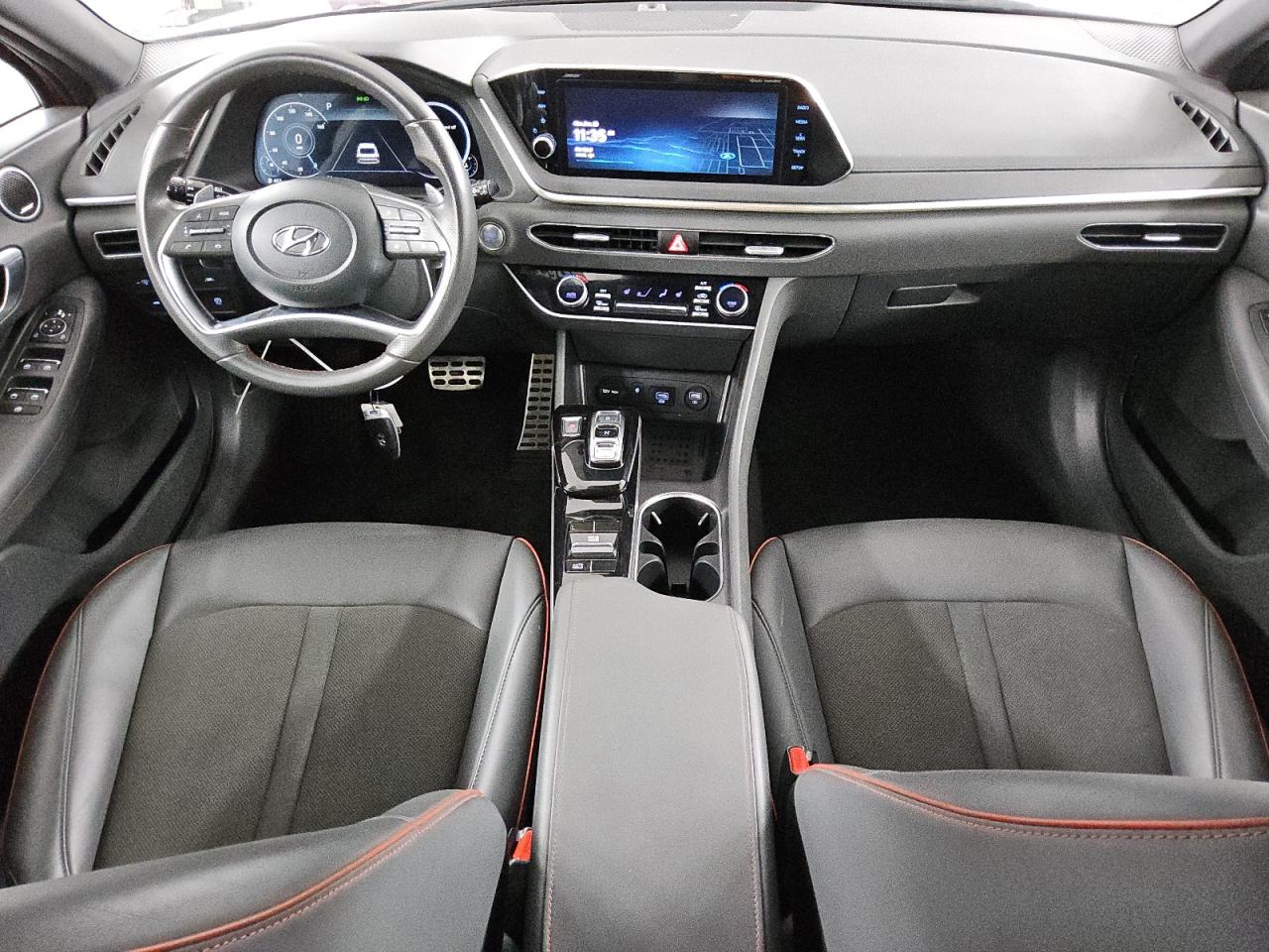 2023 Hyundai Sonata - Image 8
