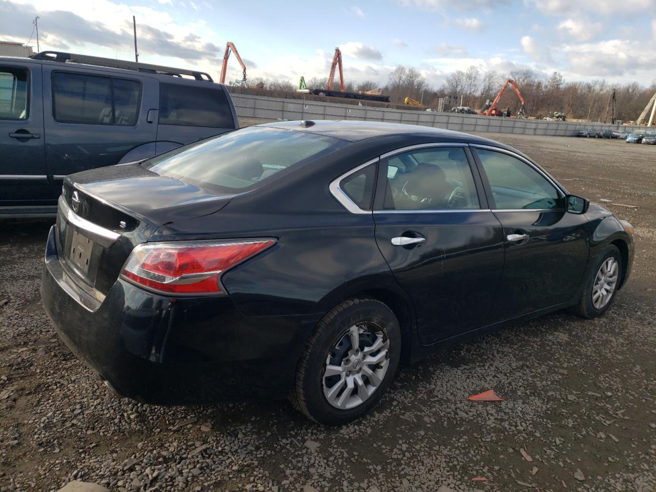 2015 Nissan Altima - Image 3