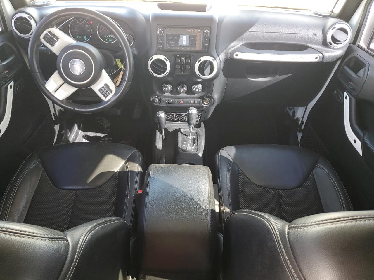 2015 Jeep Wrangler - Image 8