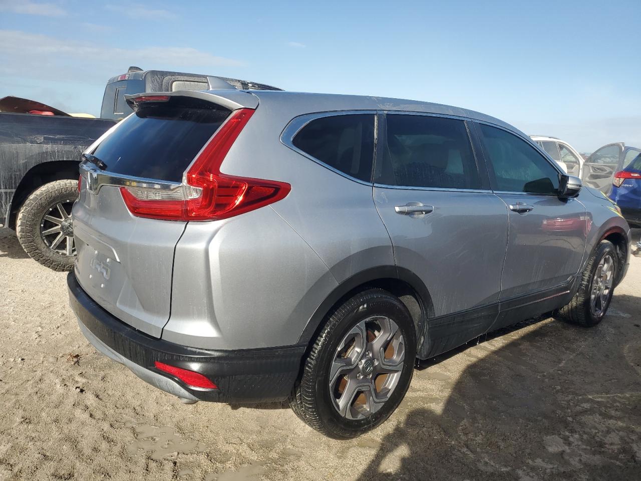2017 Honda CR-V - Image 3