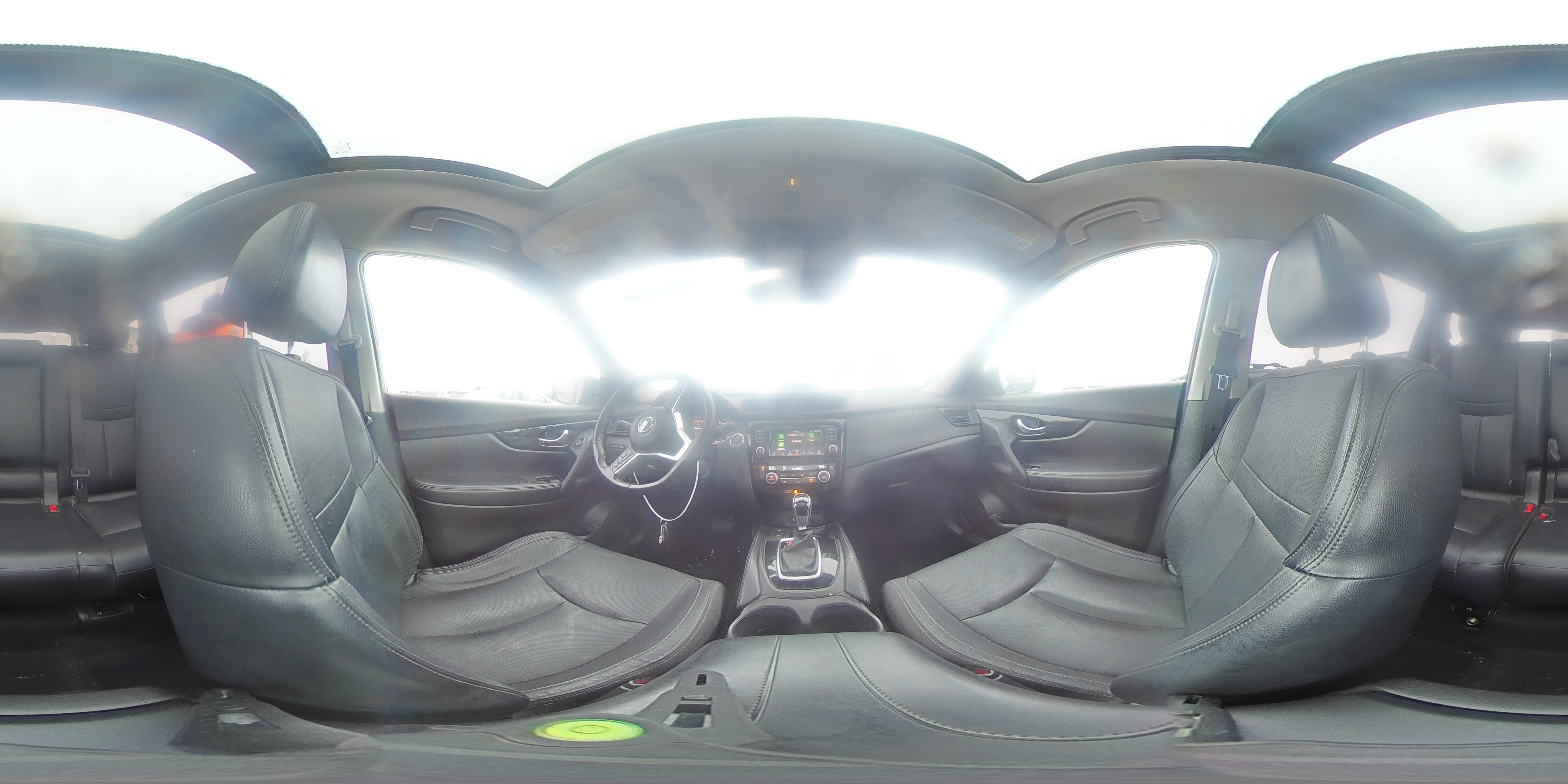 2018 Nissan Rogue - Image 15