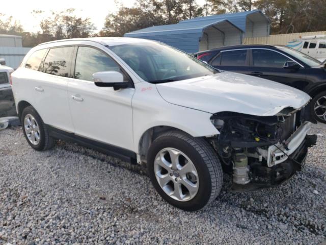  VOLVO XC60 2013 White