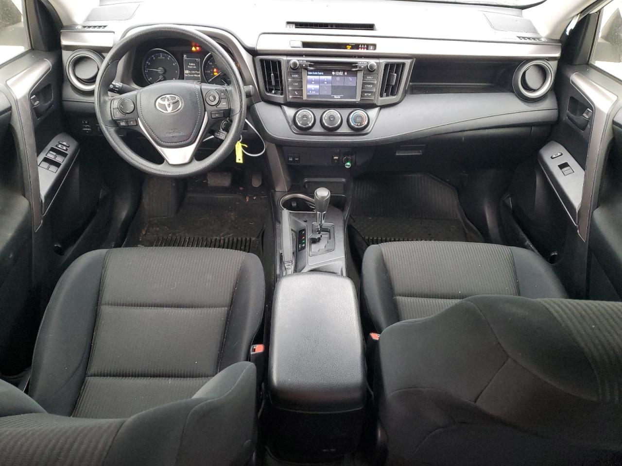 2018 Toyota RAV 4 - Image 8