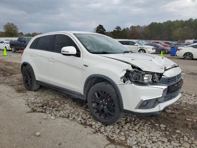  MITSUBISHI OUTLANDER 2017 White