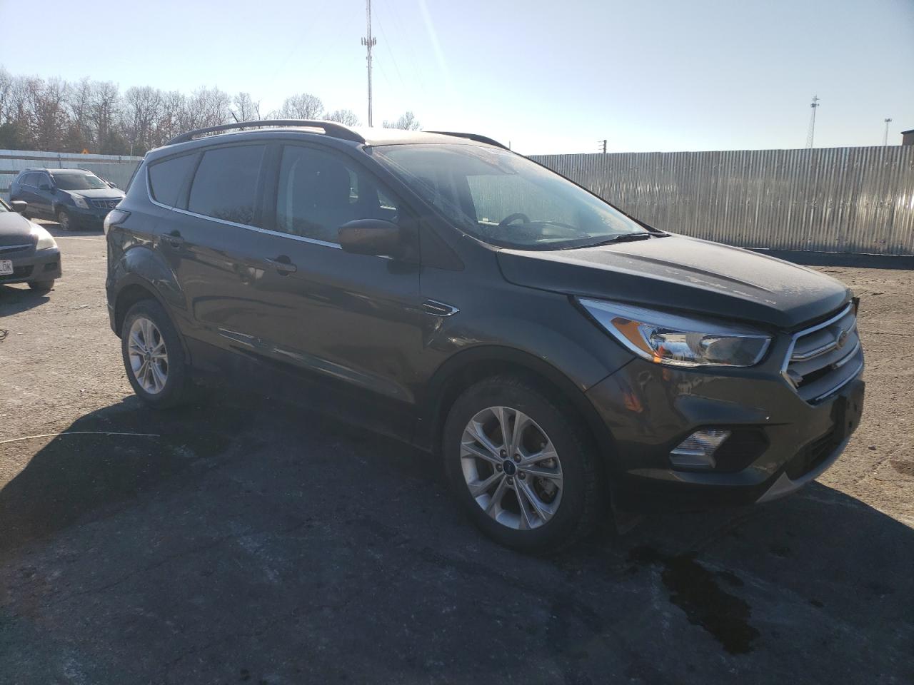 2018 Ford Escape - Image 4