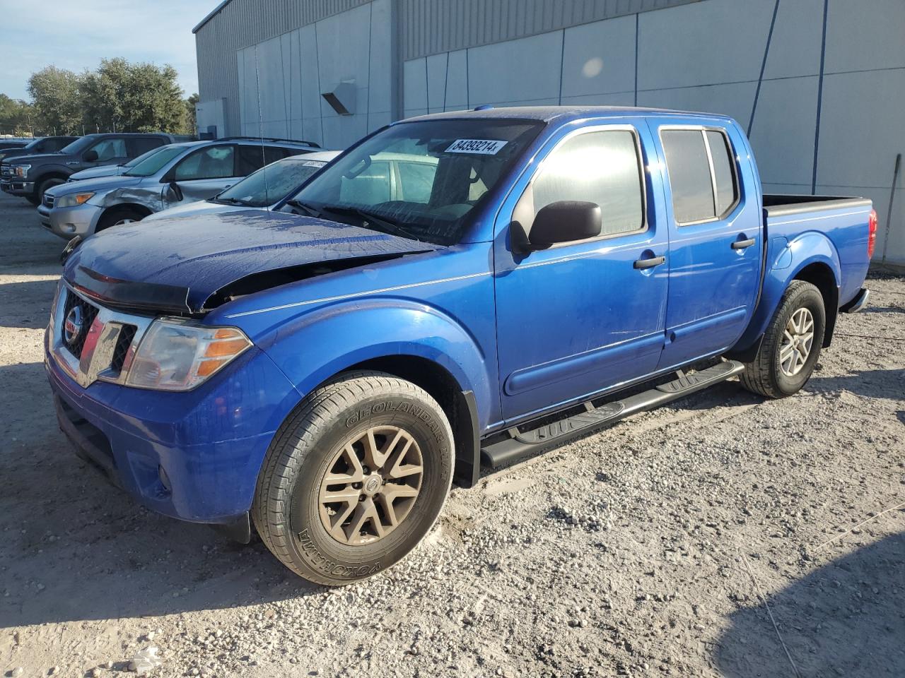 2015 Nissan Navara (Frontier) - Image 1