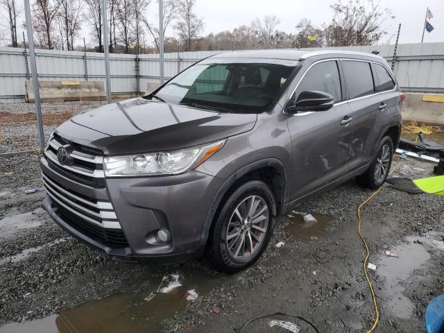  TOYOTA HIGHLANDER 2018 Серый