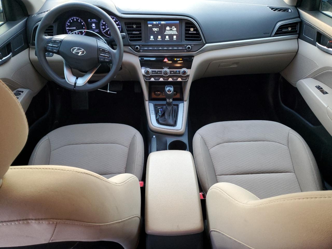2020 Hyundai Elantra - Image 8