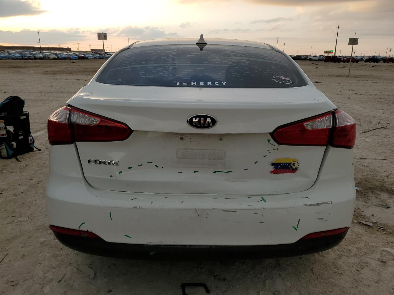 VIN KNAFK4A62G5605856 2016 KIA FORTE no.6