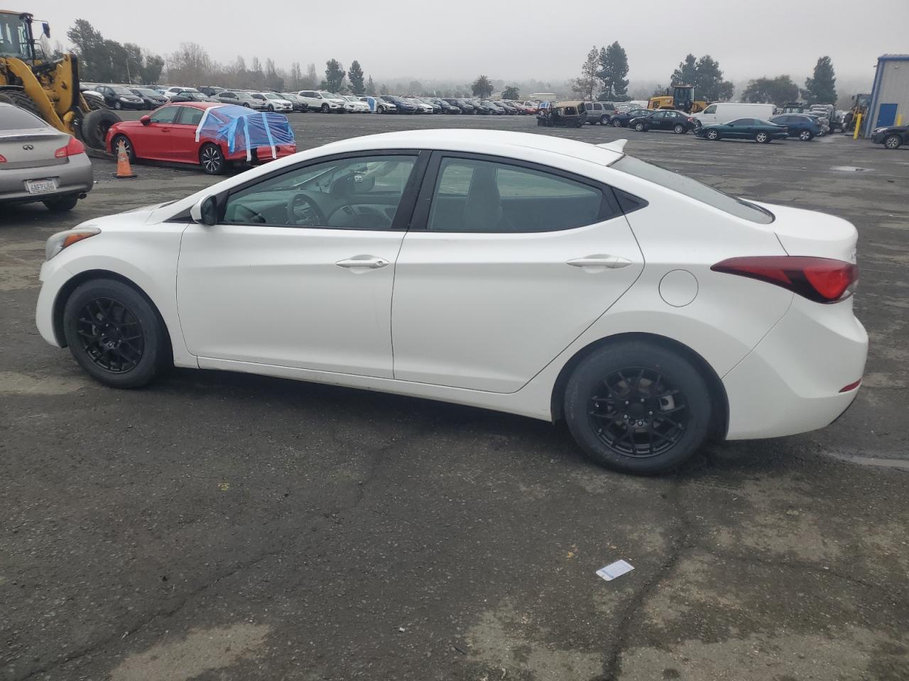 VIN 5NPDH4AE8EH516175 2014 HYUNDAI ELANTRA no.2