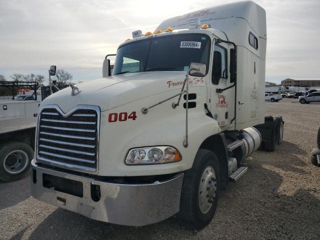 2016 Mack 600 Cxu600