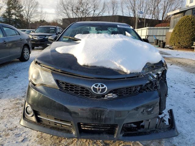 Sedans TOYOTA CAMRY 2013 Granatowy