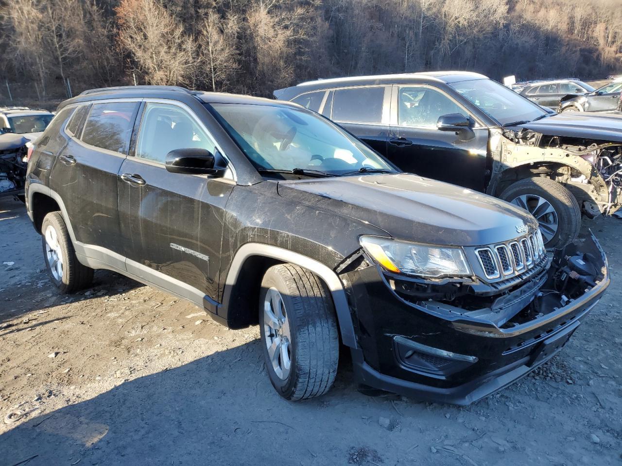 2019 Jeep Compass - Image 4
