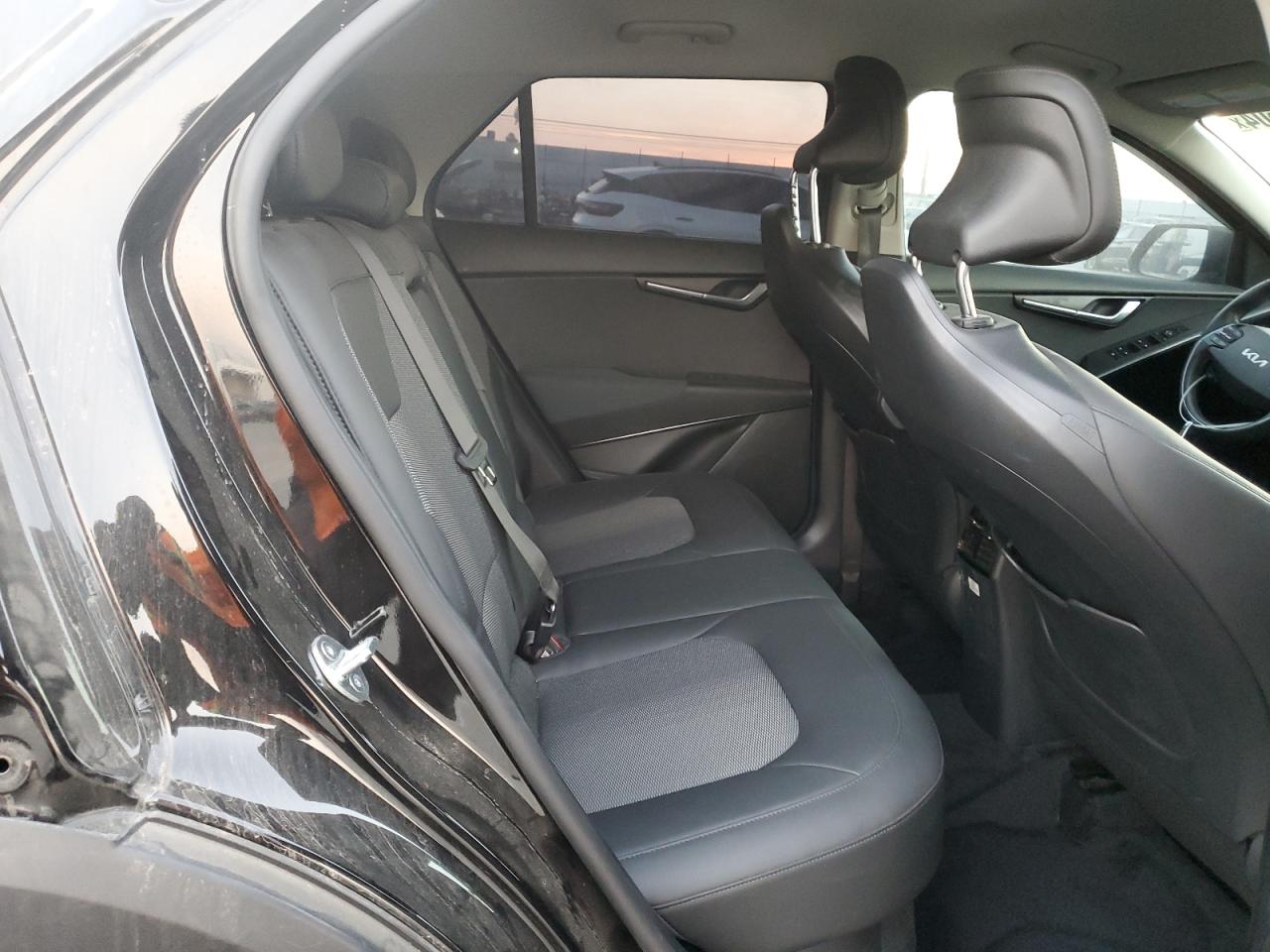2023 Kia Niro - Image 11