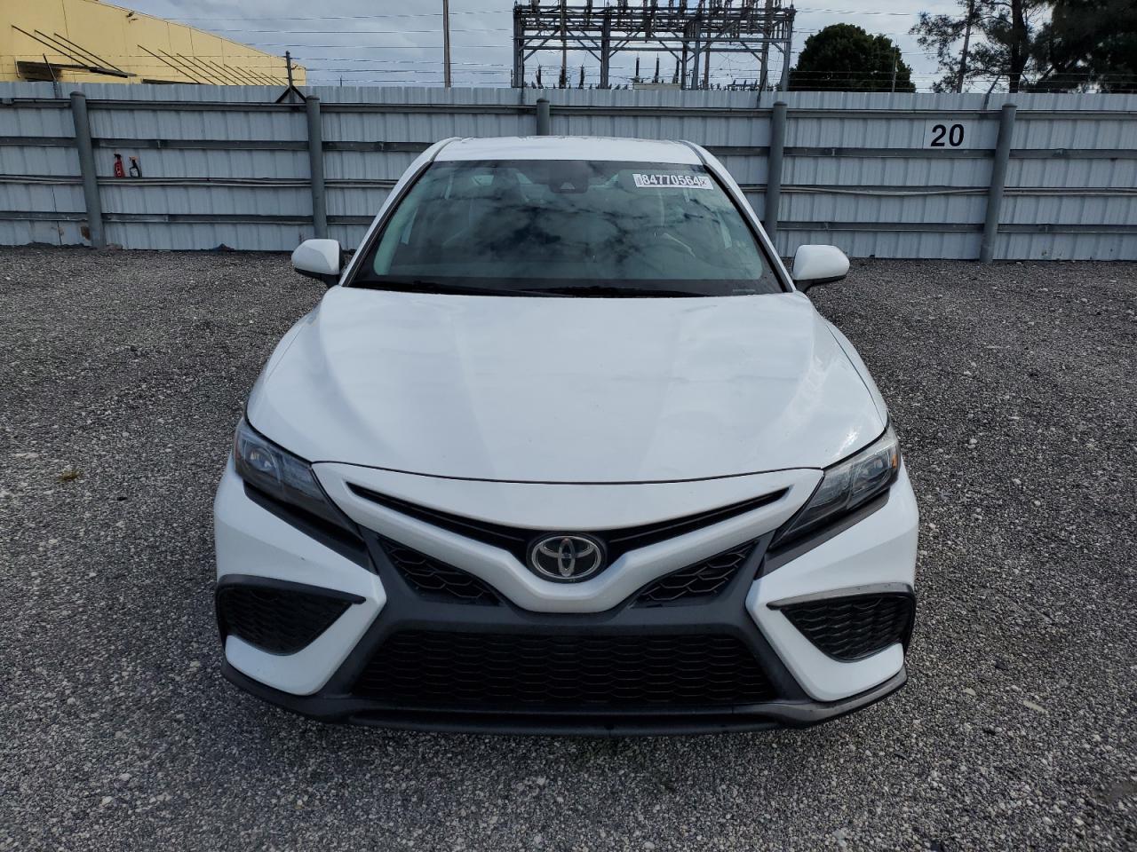 2021 Toyota Camry - Image 5