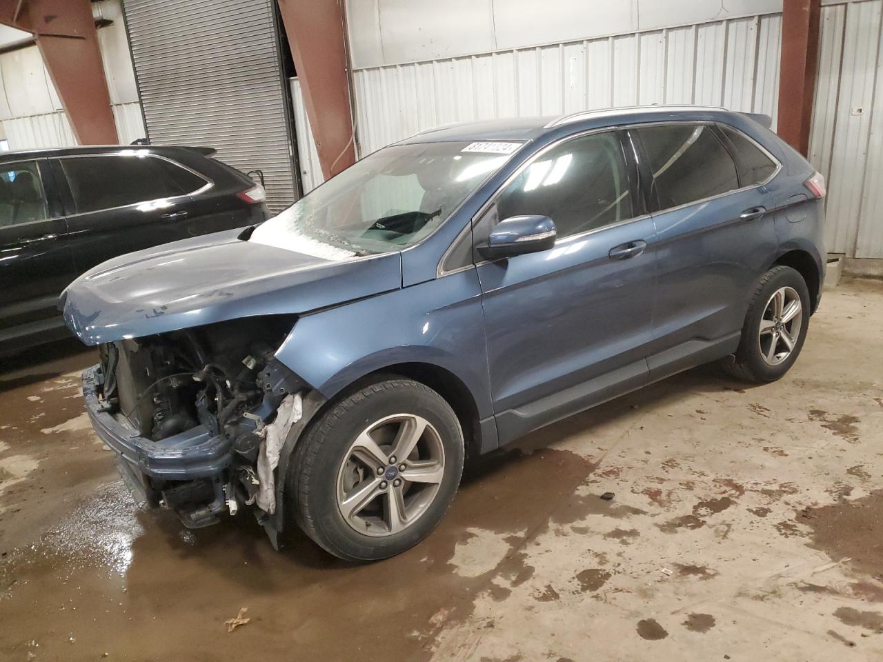 2019 Ford Edge - Image 1