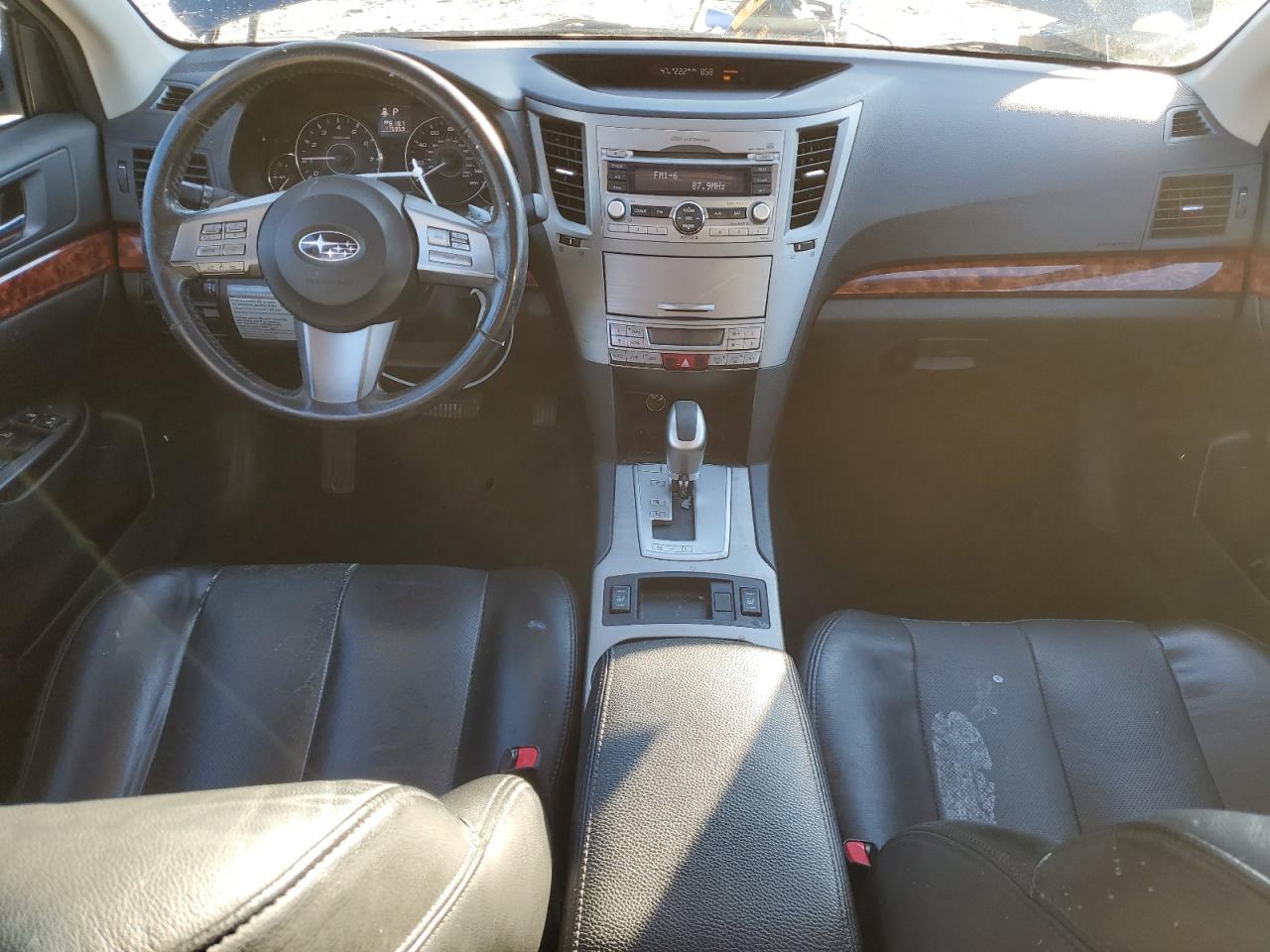 2011 Subaru Outback - Image 8