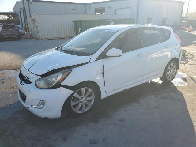  HYUNDAI ACCENT 2012 Белы