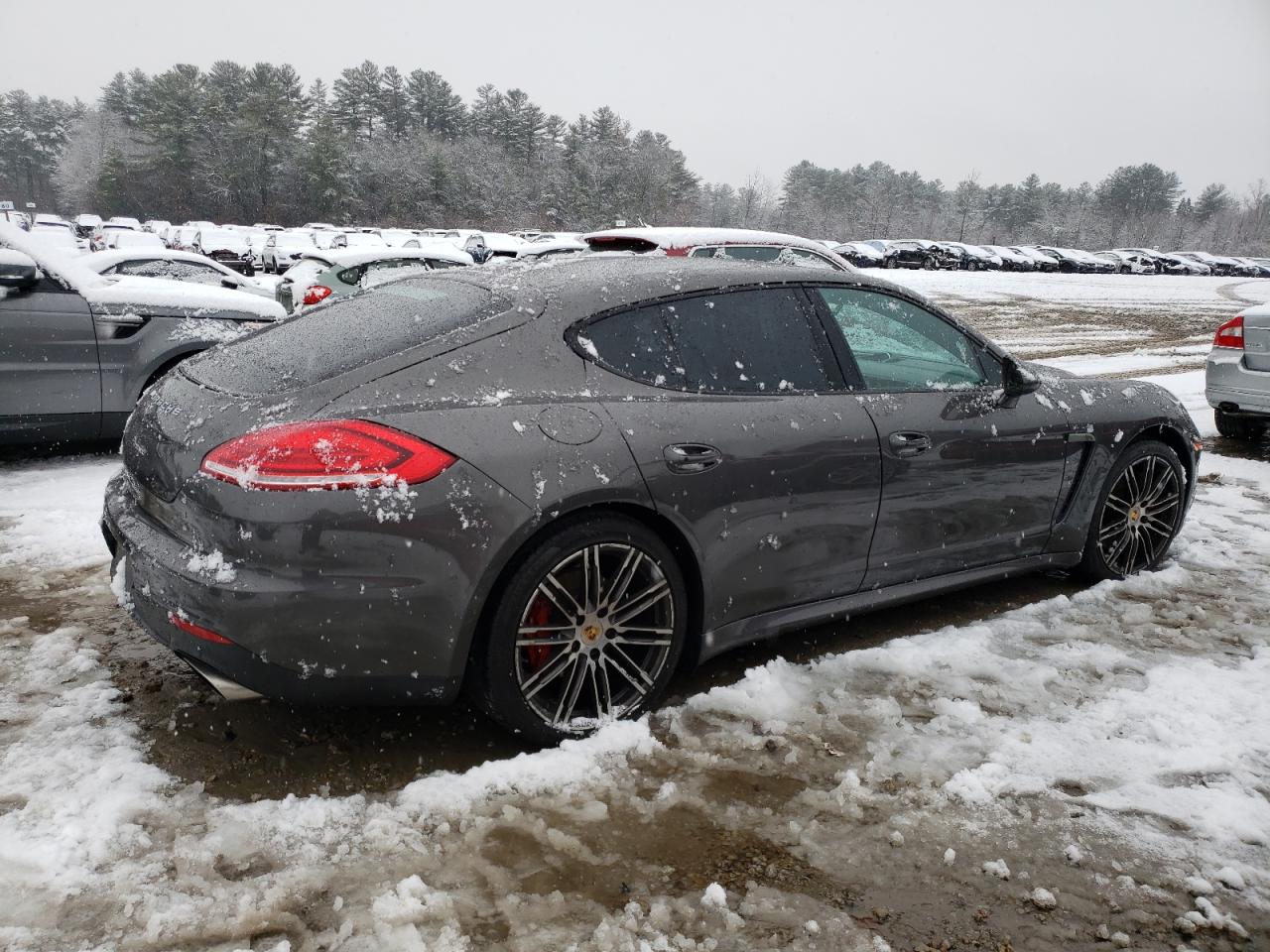 2016 Porsche Panamera - Image 3