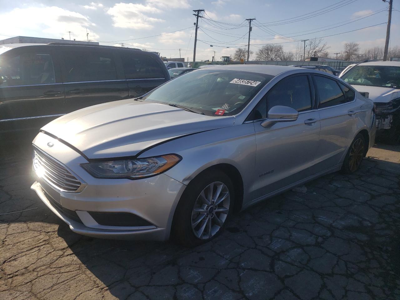 VIN 3FA6P0LU1HR196813 2017 FORD FUSION no.1