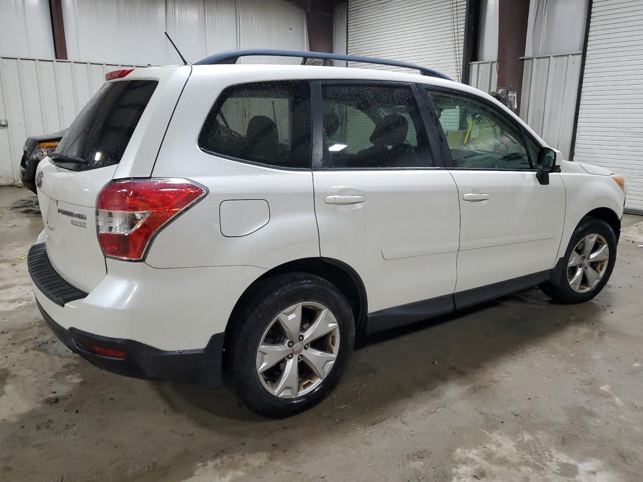 VIN JF2SJADC9FH459460 2015 SUBARU FORESTER no.3