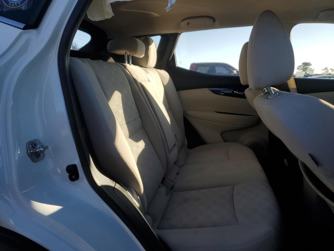 2019 Nissan Rogue - Image 11