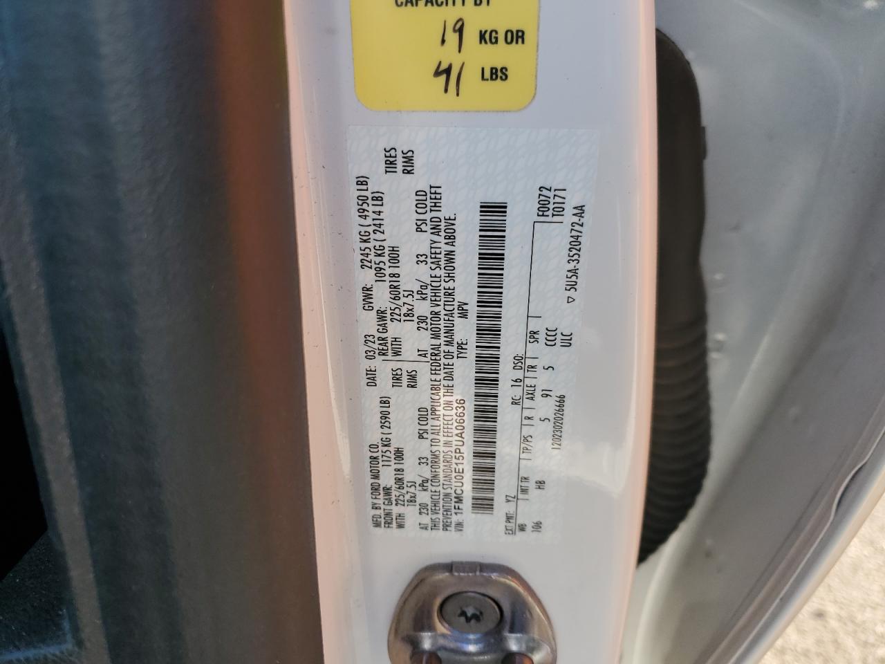 2023 Ford Escape - Image 13