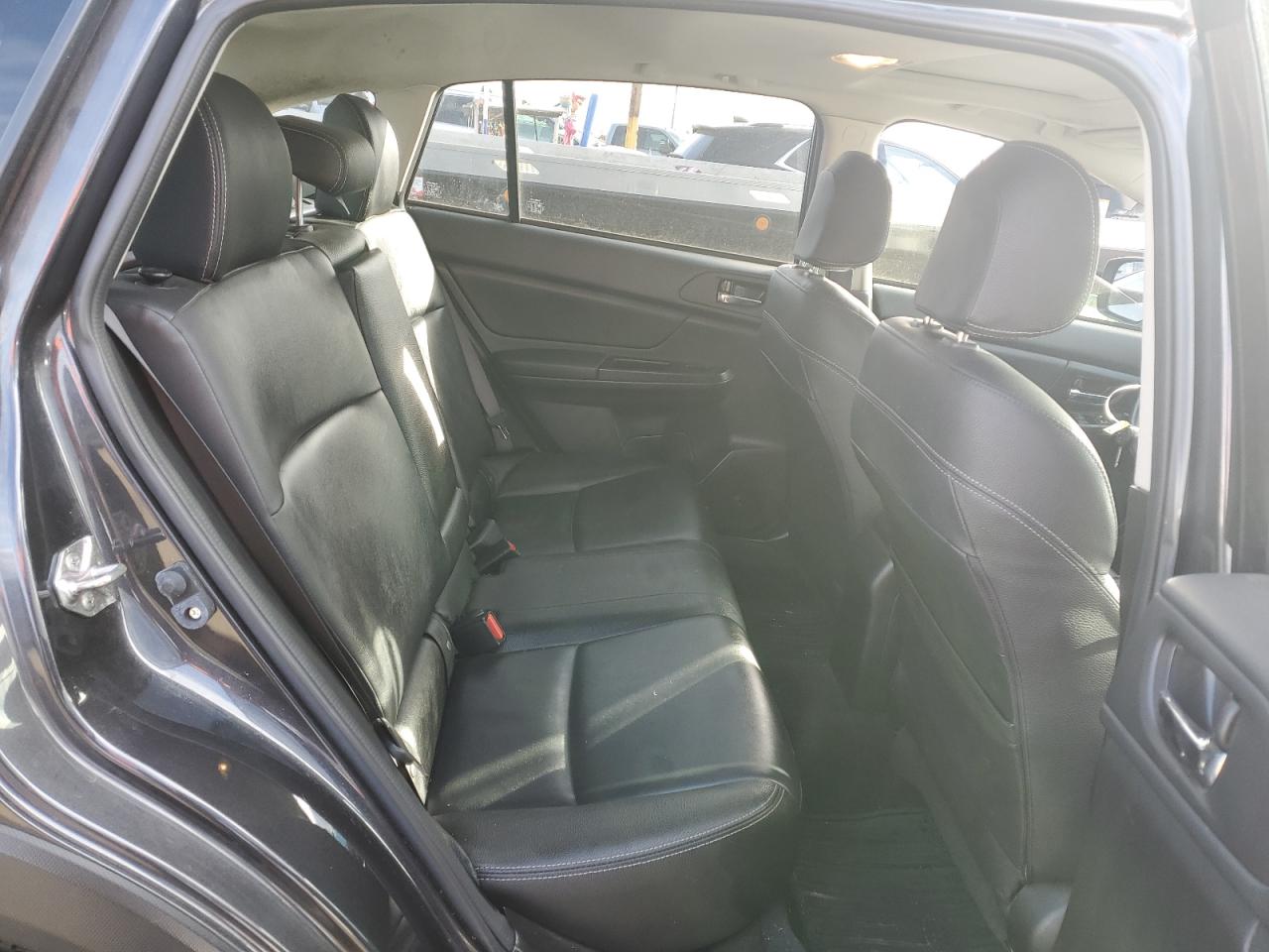2014 Subaru XV - Image 10