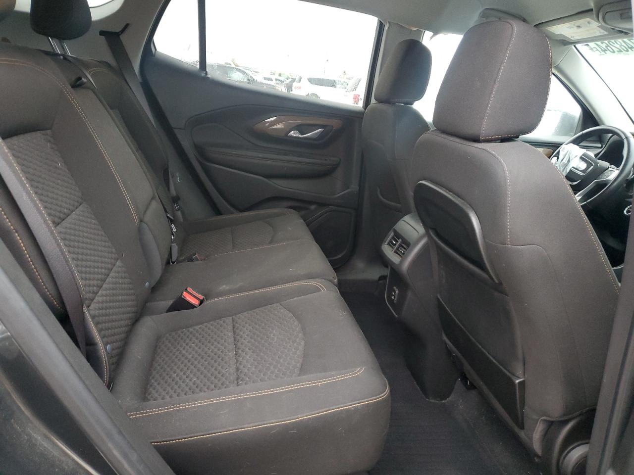 2021 GMC Terrain - Image 11
