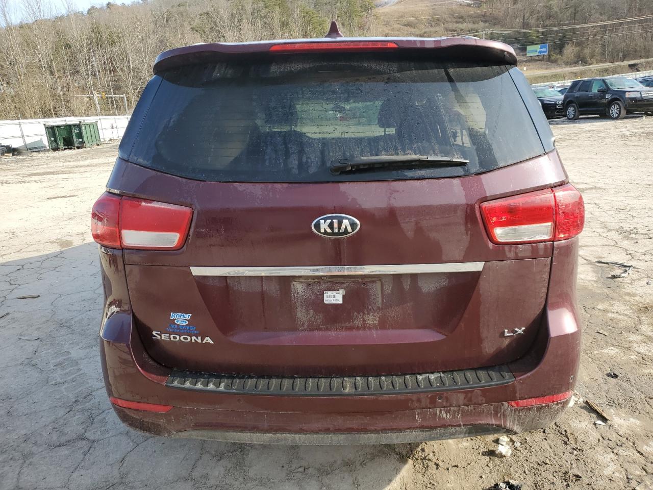 2016 Kia Sedona - Image 6
