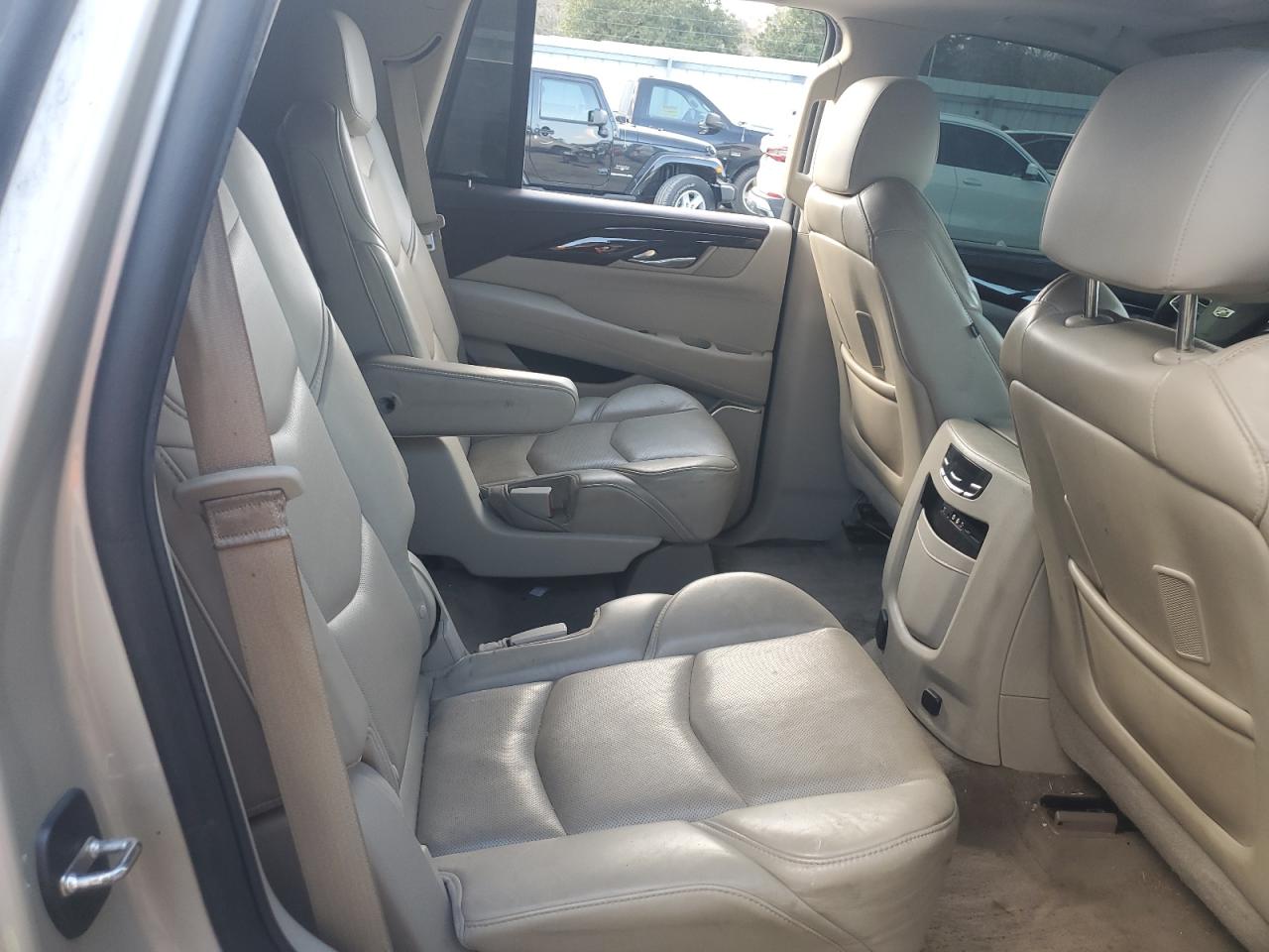 VIN 1GYS4NKJ5FR522847 2015 CADILLAC ESCALADE no.11