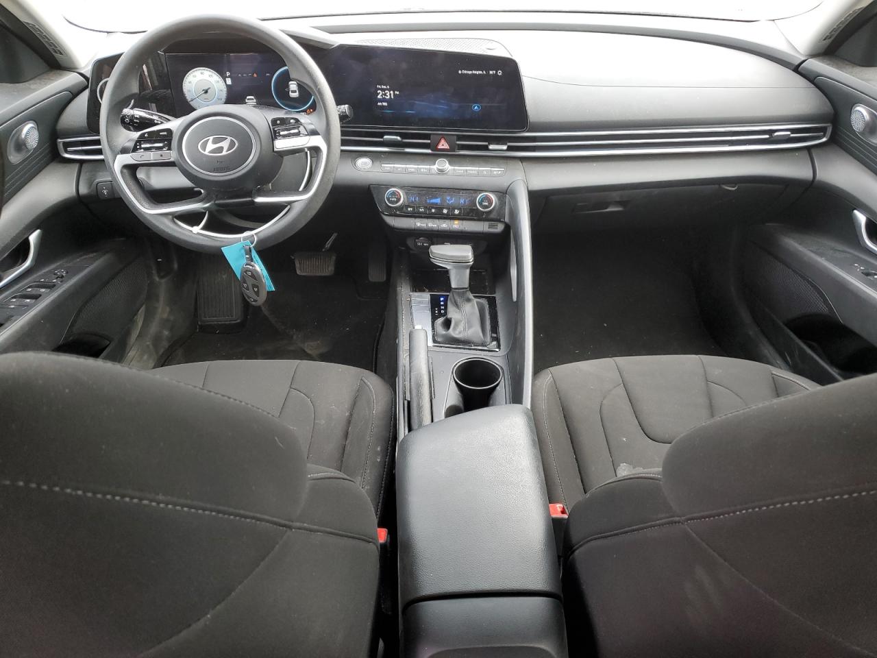 2024 Hyundai Elantra - Image 8