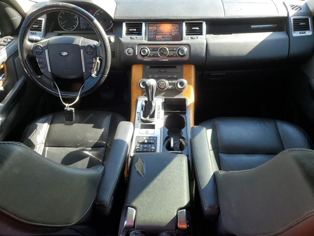 2012 Land Rover Range Rover - Image 8