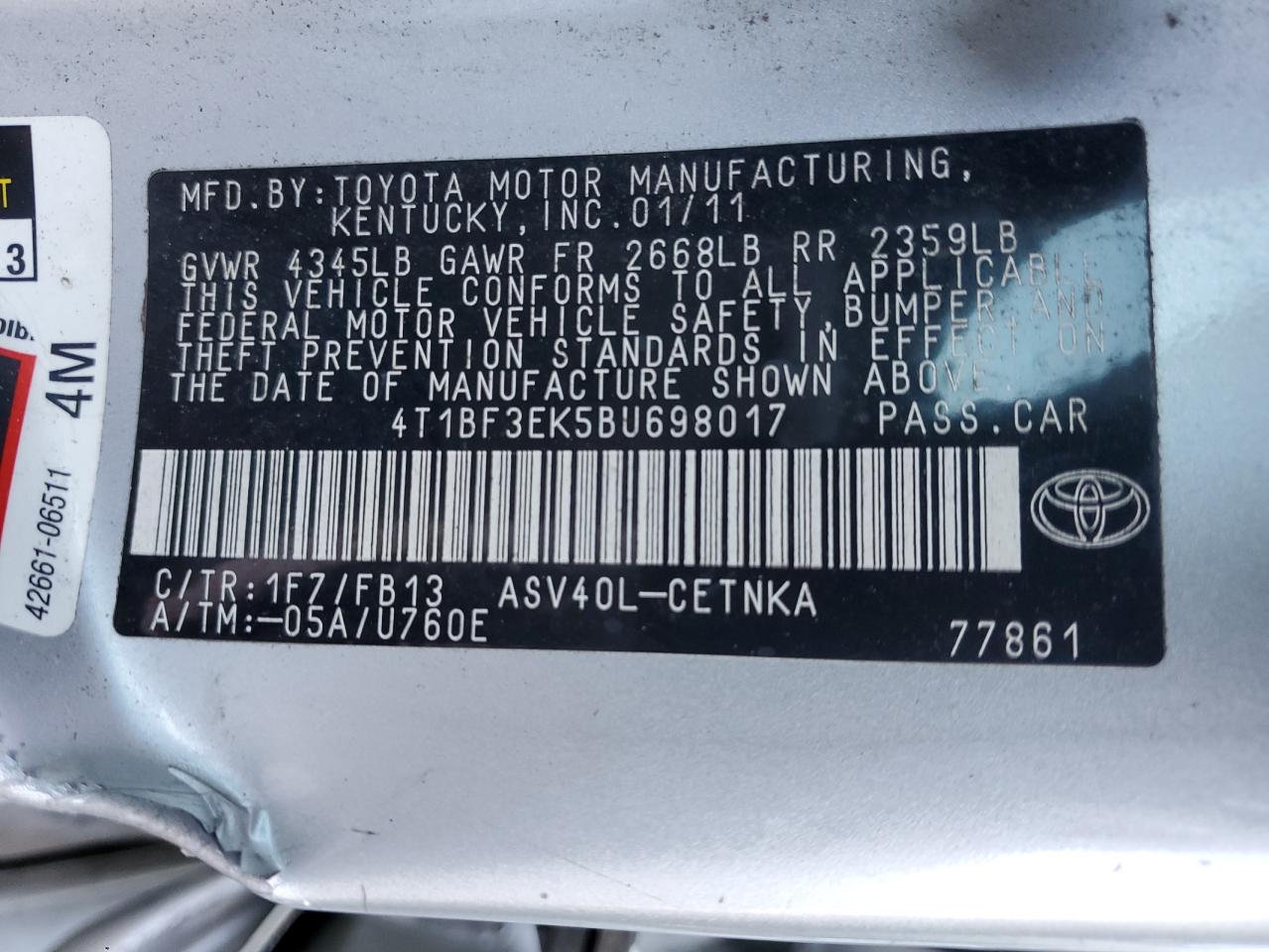 2011 Toyota Camry - Image 12
