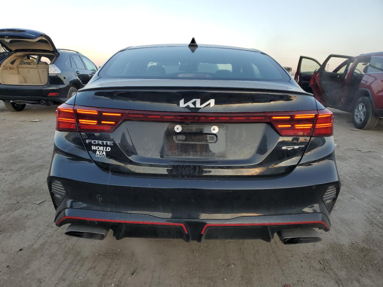 2023 Kia Forte - Image 6