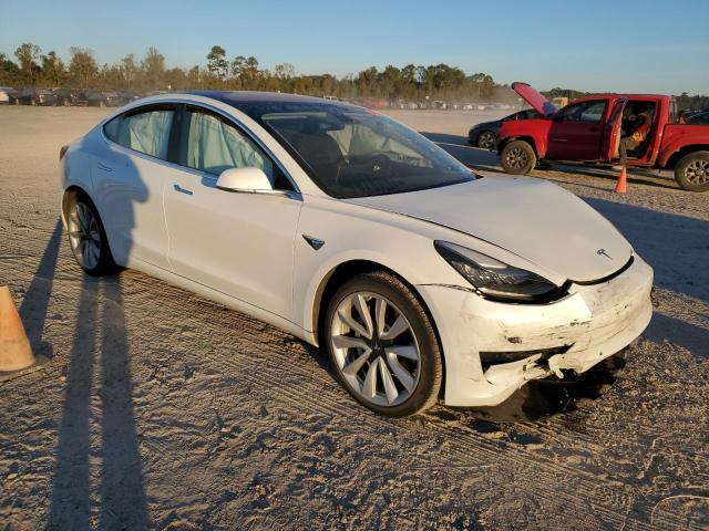  TESLA MODEL 3 2018 Белый