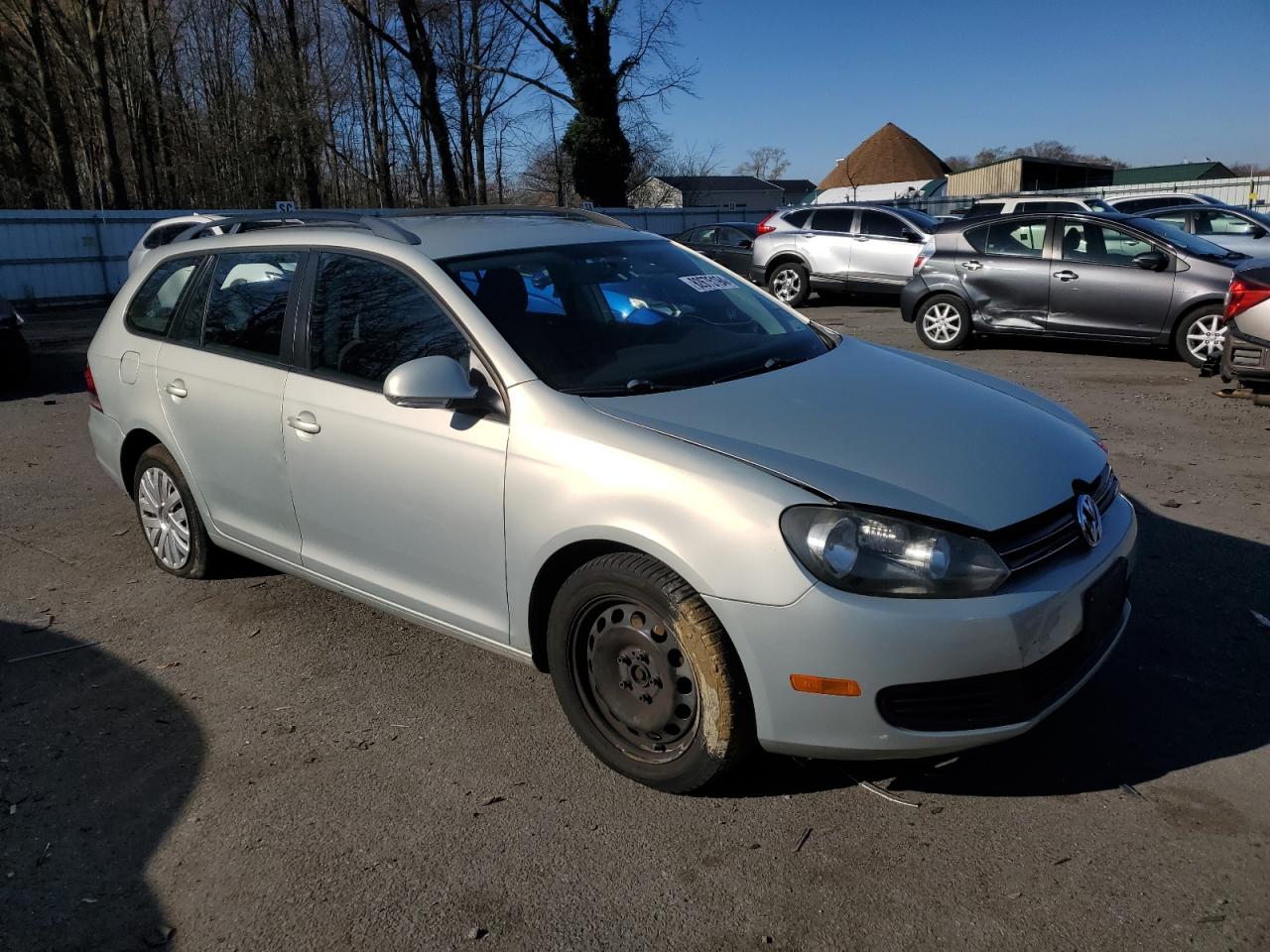 2010 Volkswagen Jetta - Image 4