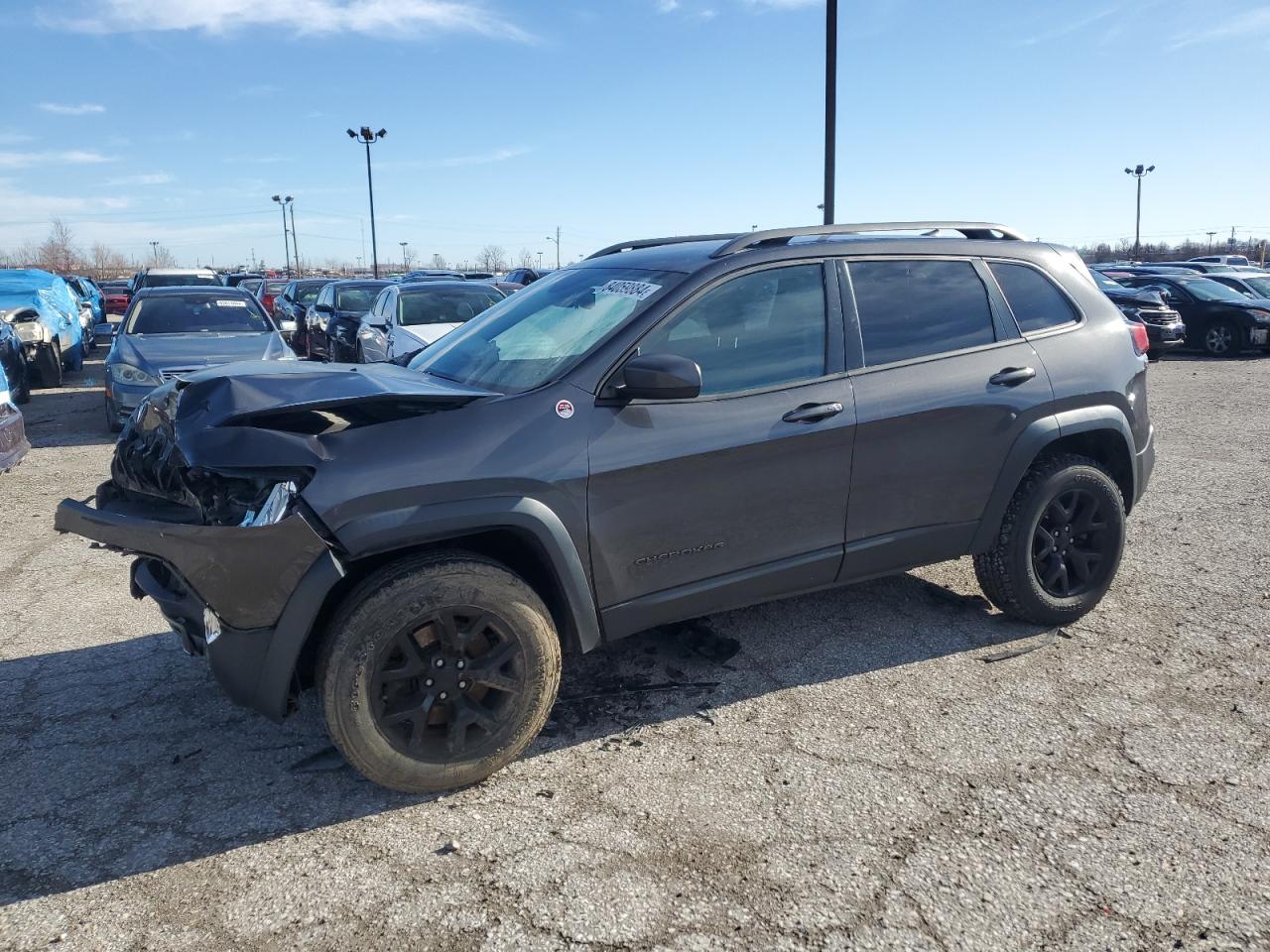2016 Jeep Cherokee Trailhawk for Sale in Indianapolis, IN - Front End