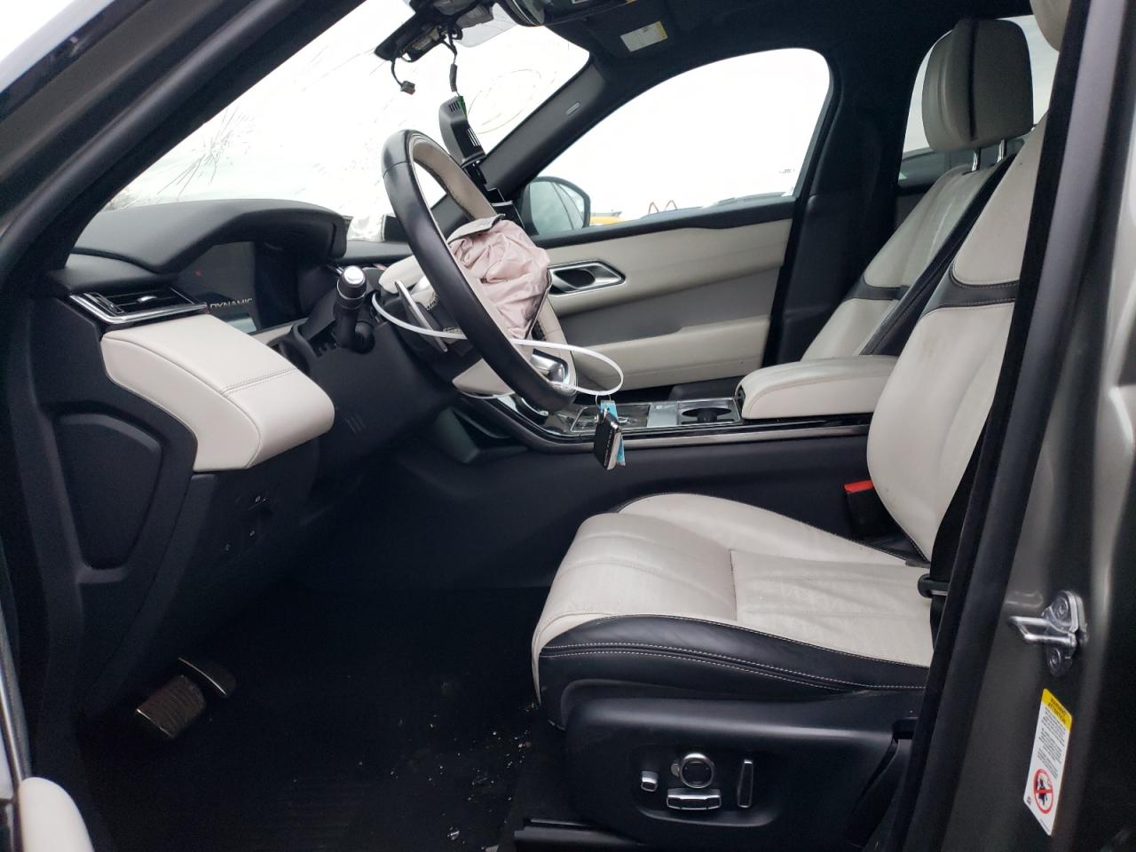 2020 Land Rover Range Rover Velar R-Dynamic Hse VIN: SALYM2EV0LA256668 Lot: 83993484