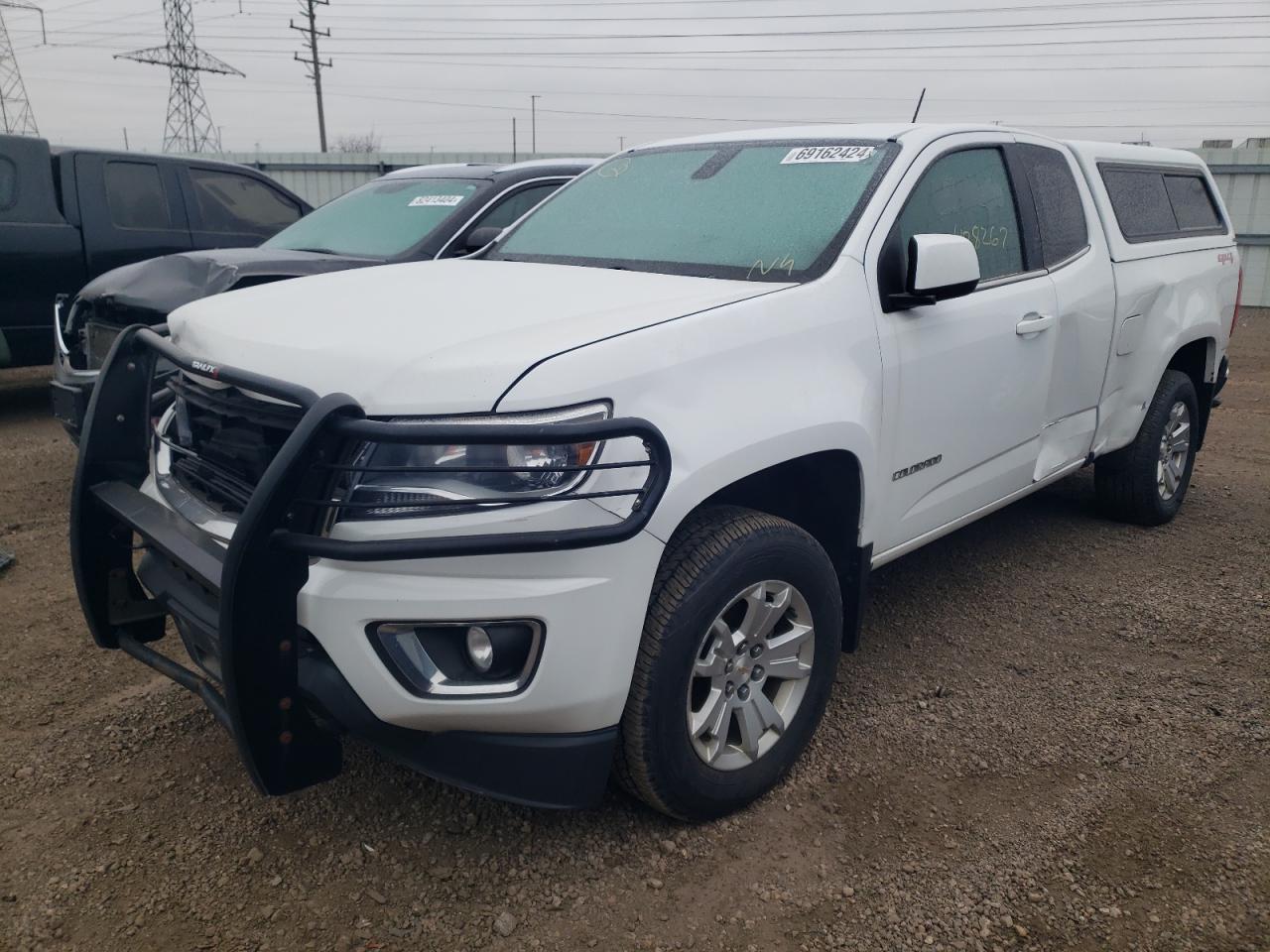 VIN 1GCHTCEN1K1272120 2019 CHEVROLET COLORADO no.1