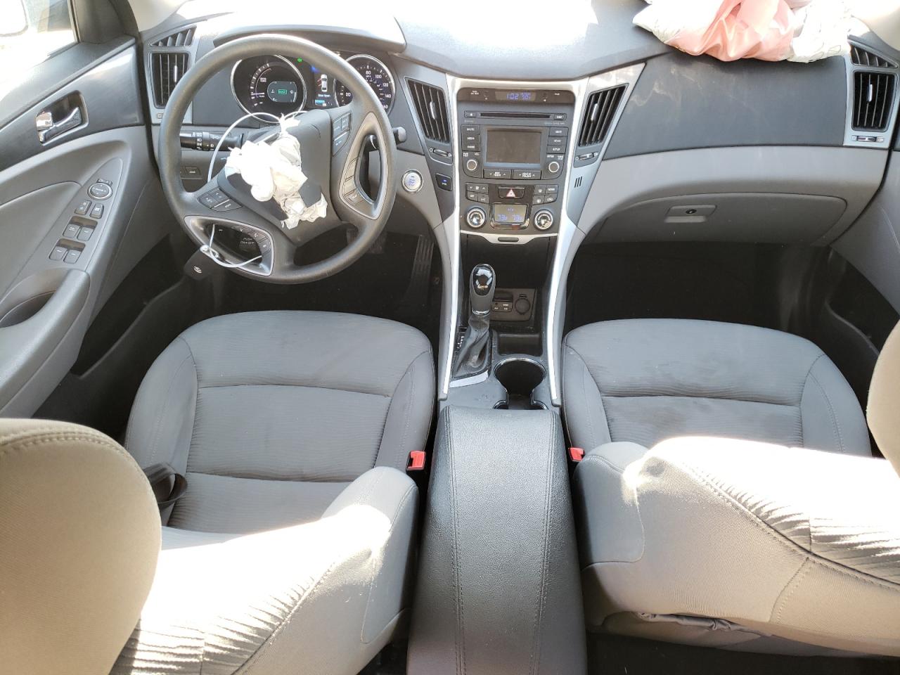 2015 Hyundai Sonata - Image 8