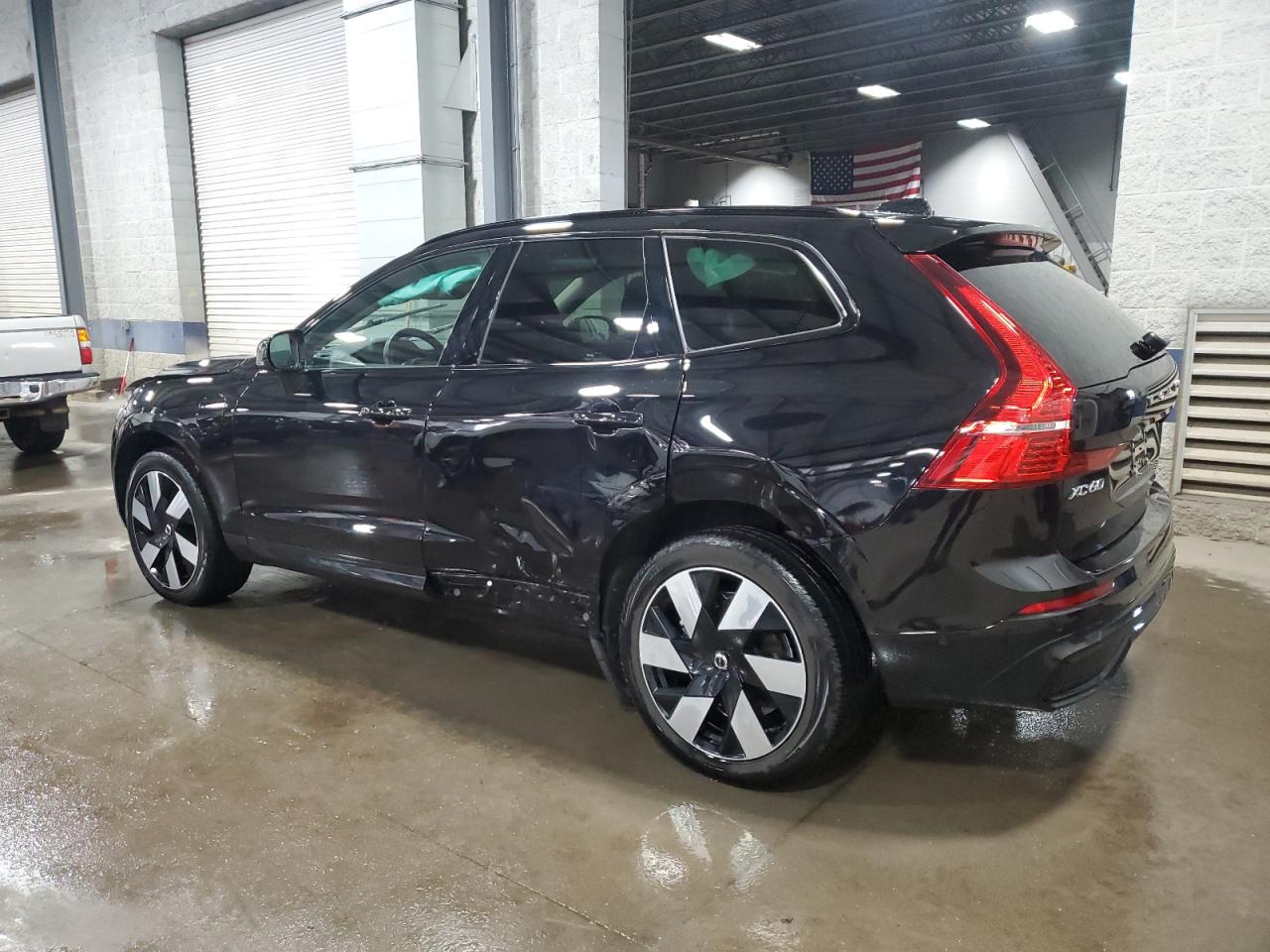 VIN YV4H60DL1R1834790 2024 VOLVO XC60 PLUS no.2