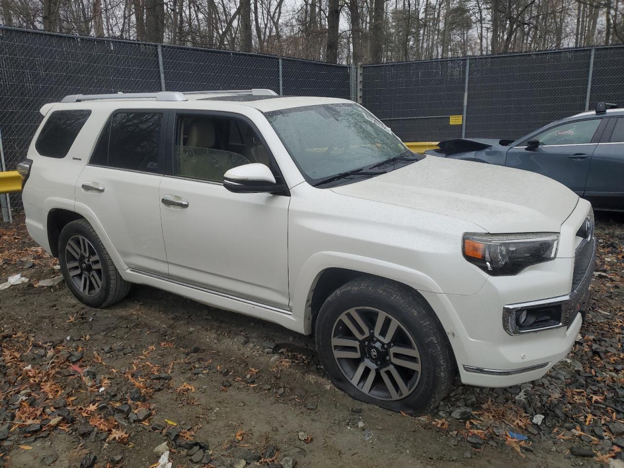 VIN JTEBU5JR5G5287299 2016 TOYOTA 4RUNNER no.4