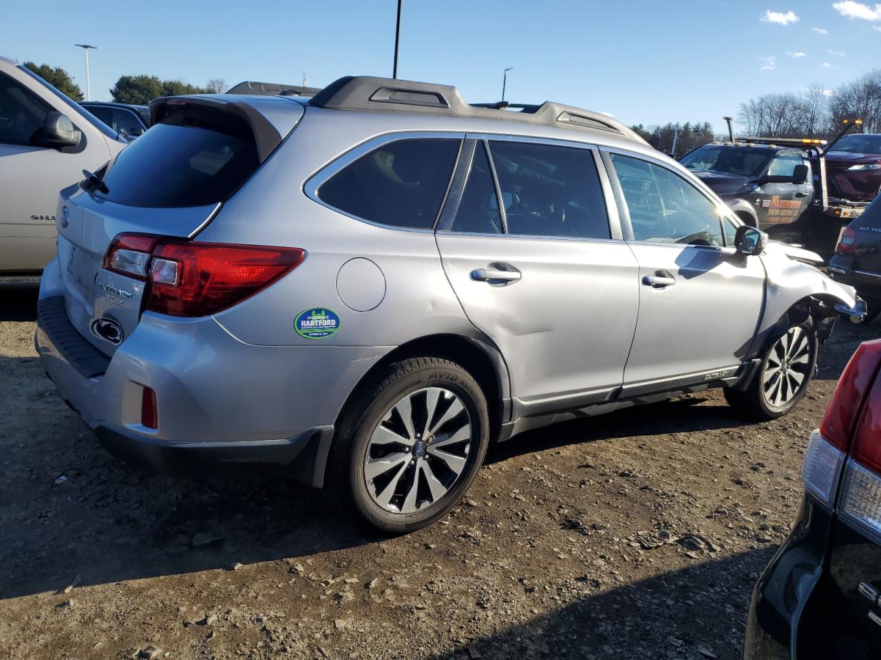 2015 Subaru Outback - Image 3
