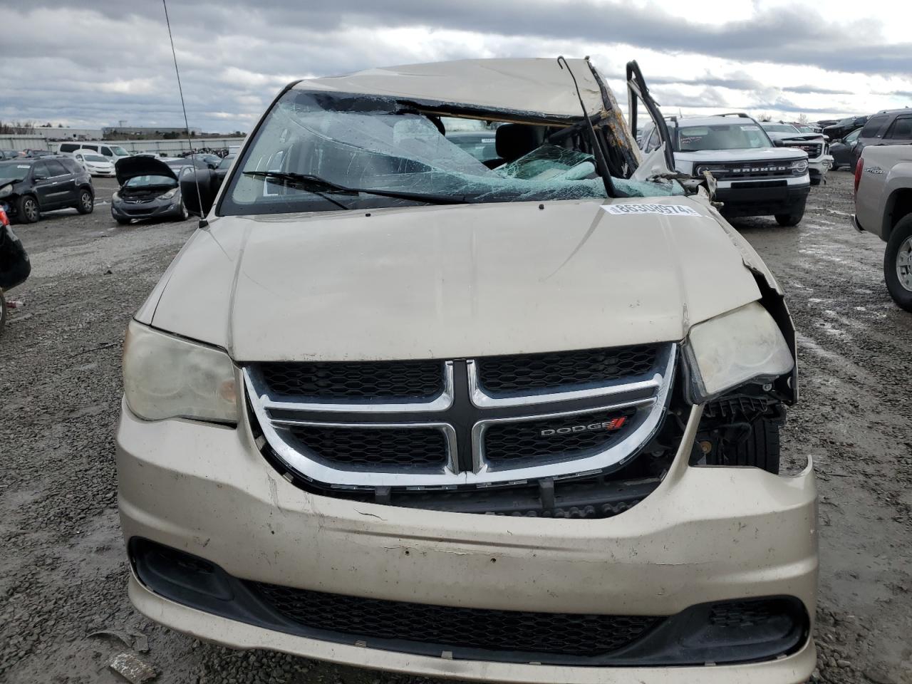 2012 Dodge Caravan - Image 5