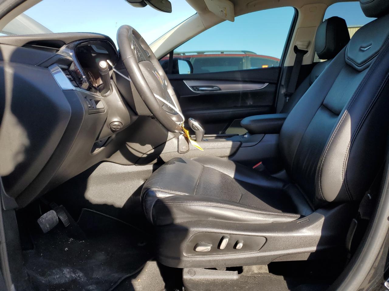 2018 Cadillac XT5 - Image 7