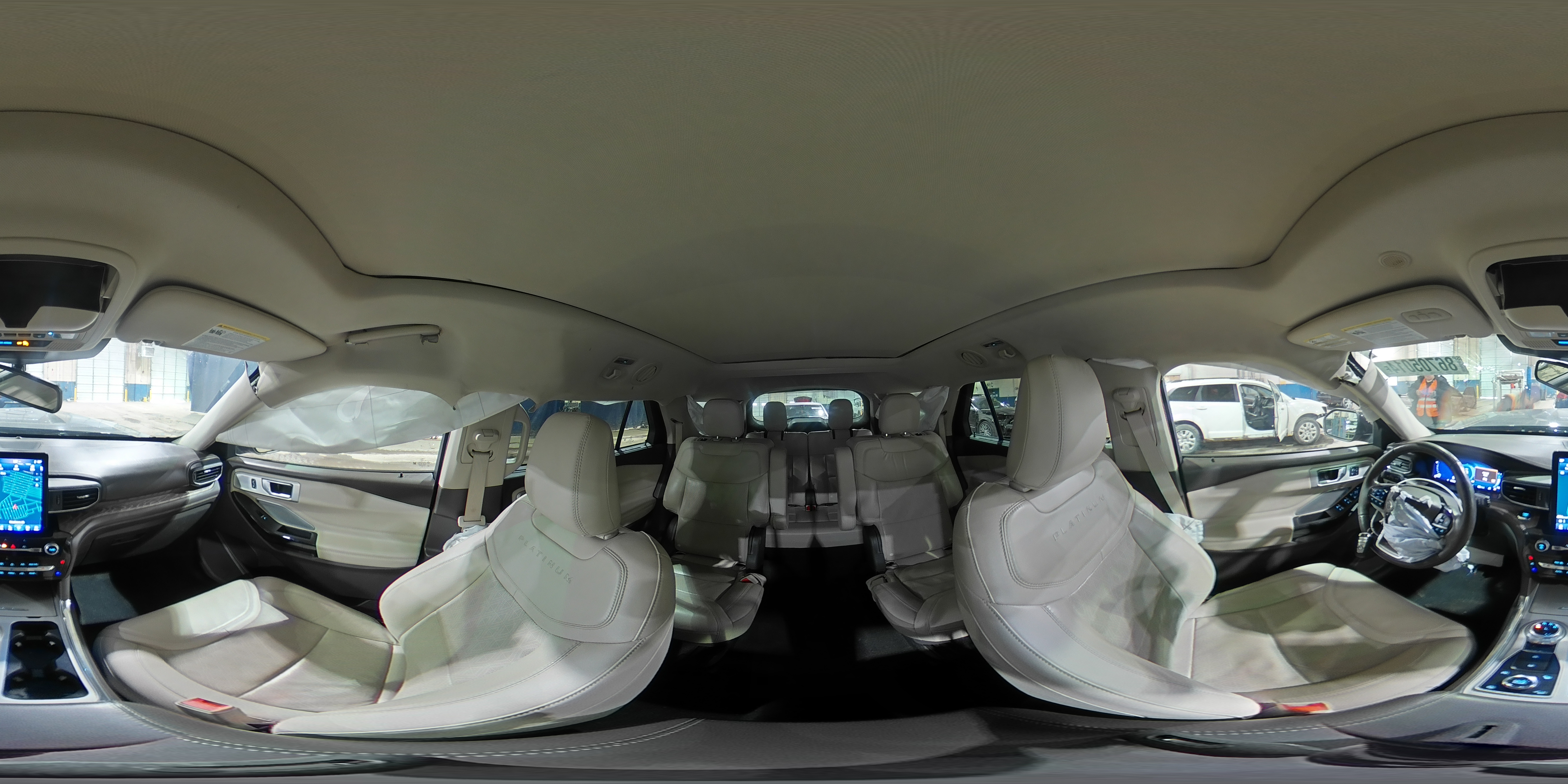 2022 Ford Explorer - Image 15