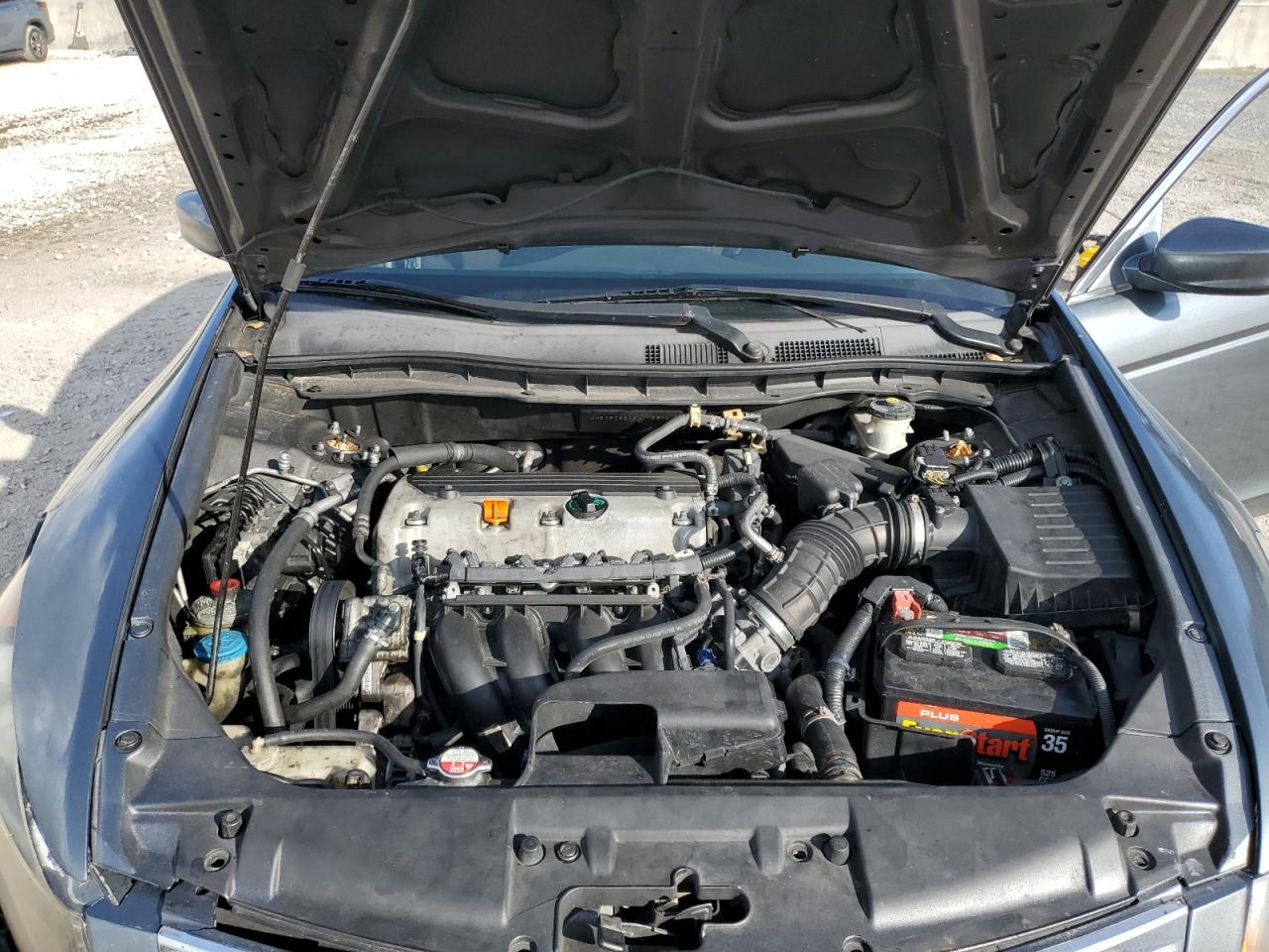 2009 Honda Accord - Image 11