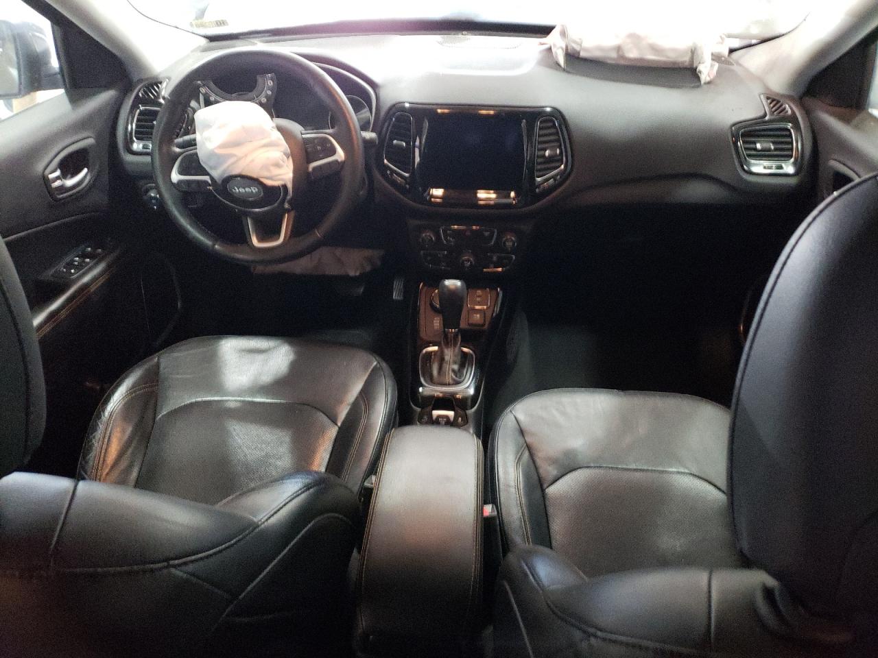 2017 Jeep Compass - Image 8