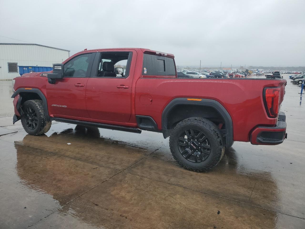 2022 GMC Sierra - Image 2